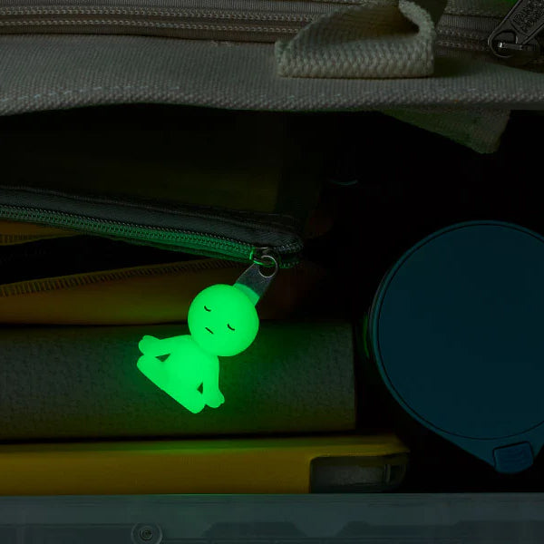 Smiski Zipper Bites (Lotus Pose)