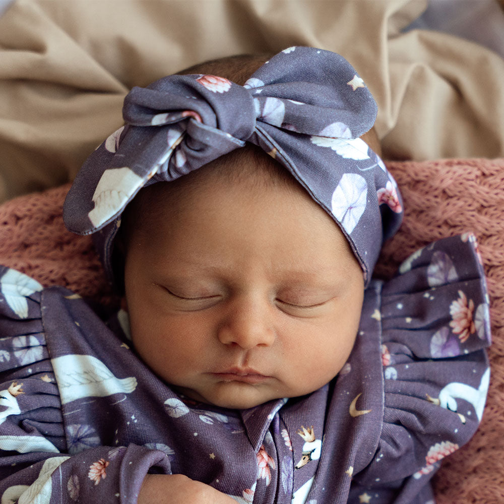 Midnight Swan Topknot