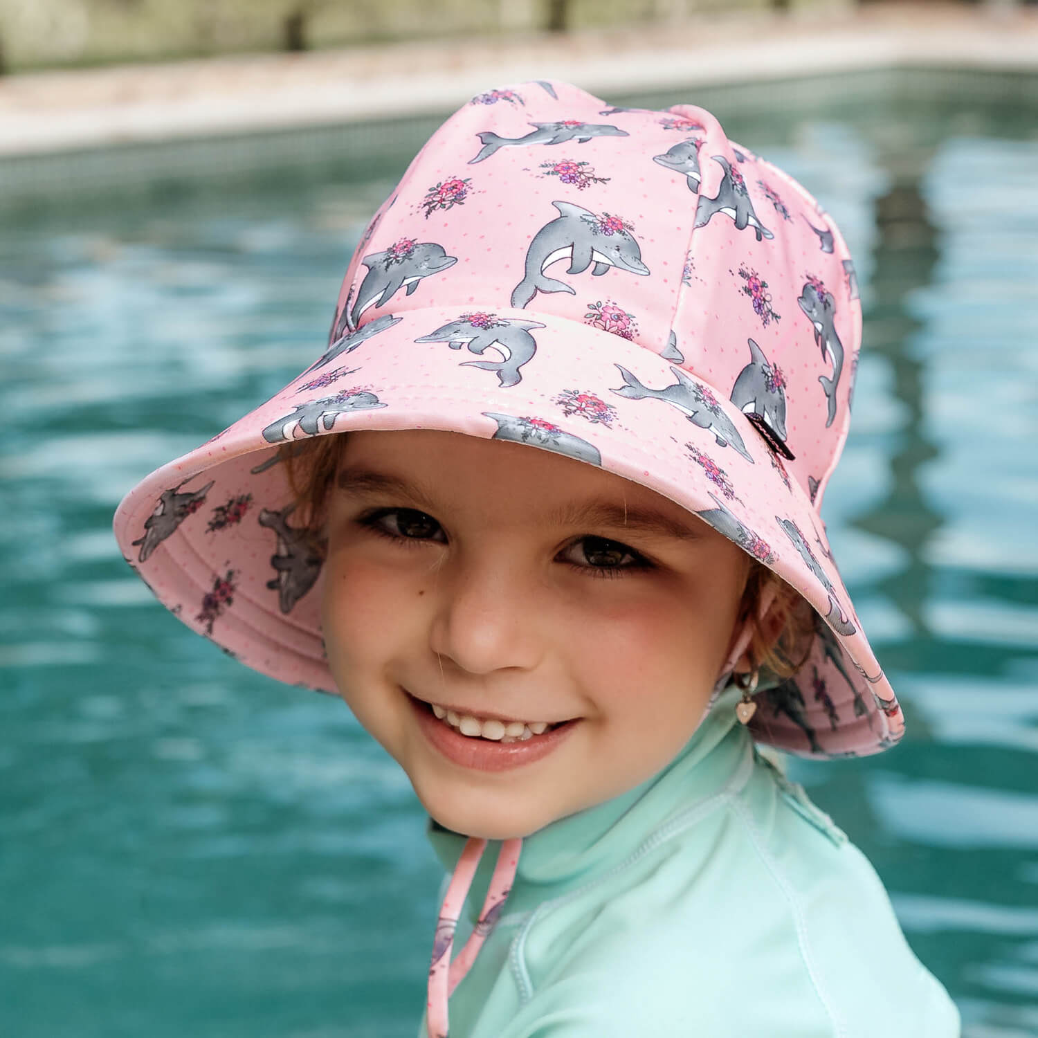 Ponytail Swim Bucket Beach Hat (Dolphin)