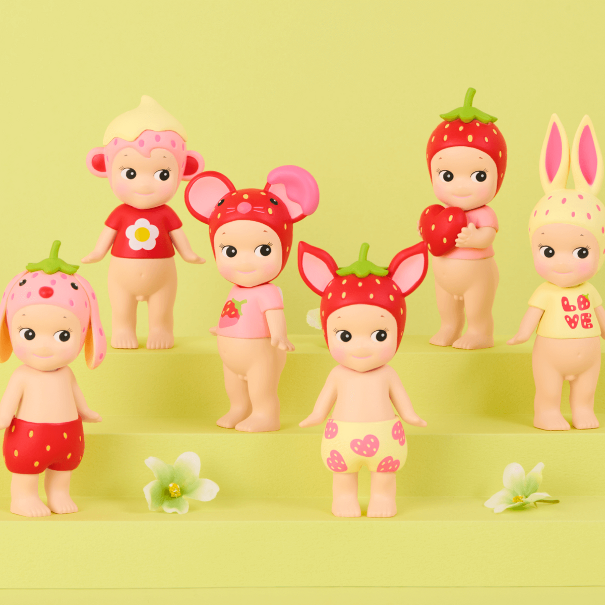 Strawberry Love Sonny Angel (Limited Edition)