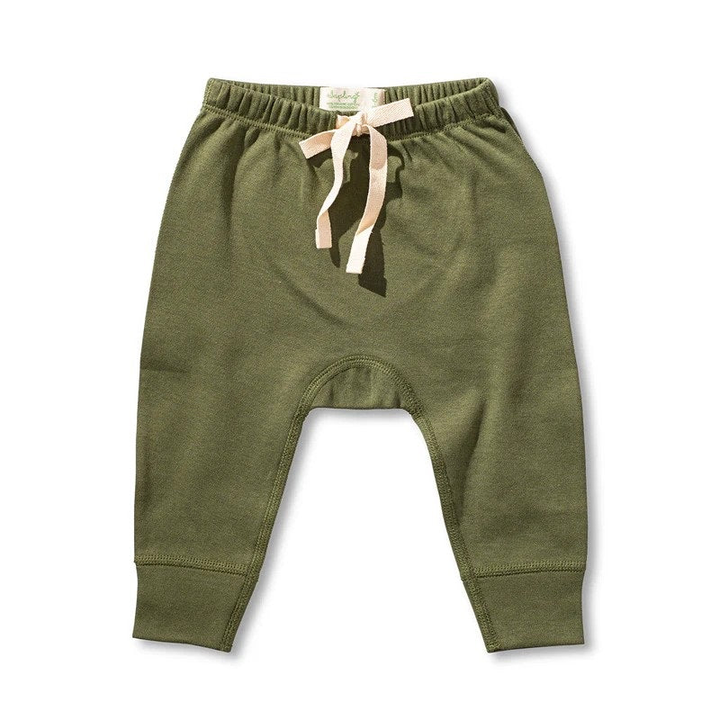 Mistletoe Heart Pants (Green)