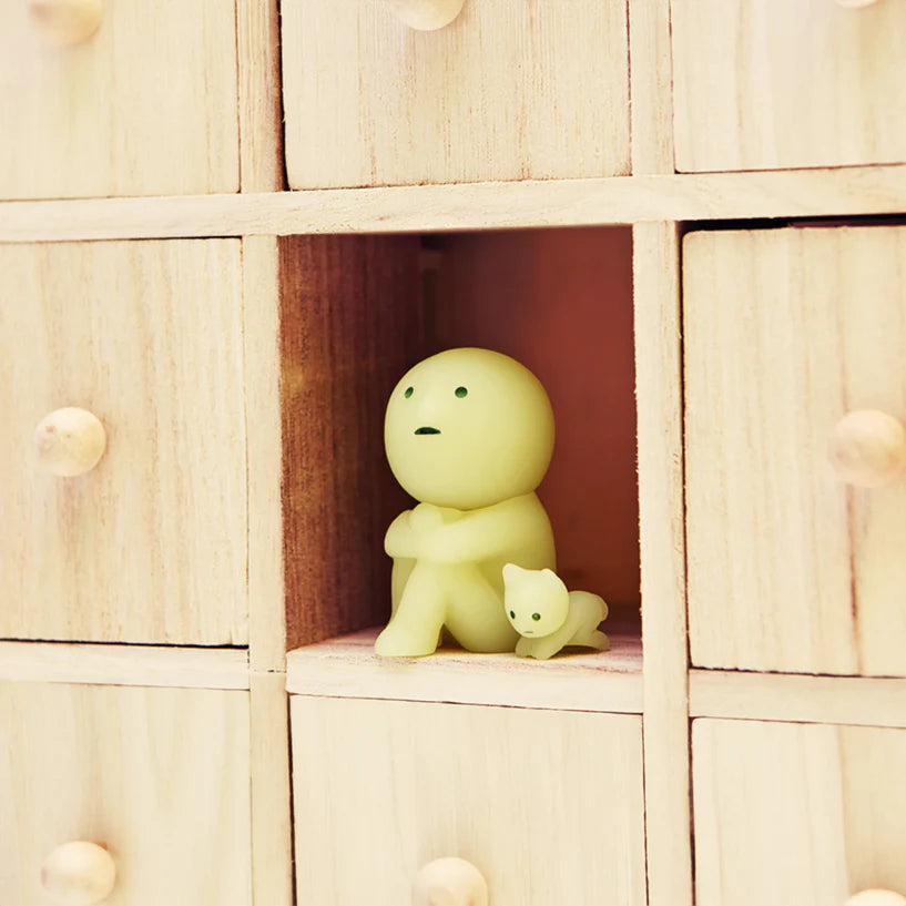 Smiski Mini Figure - Living