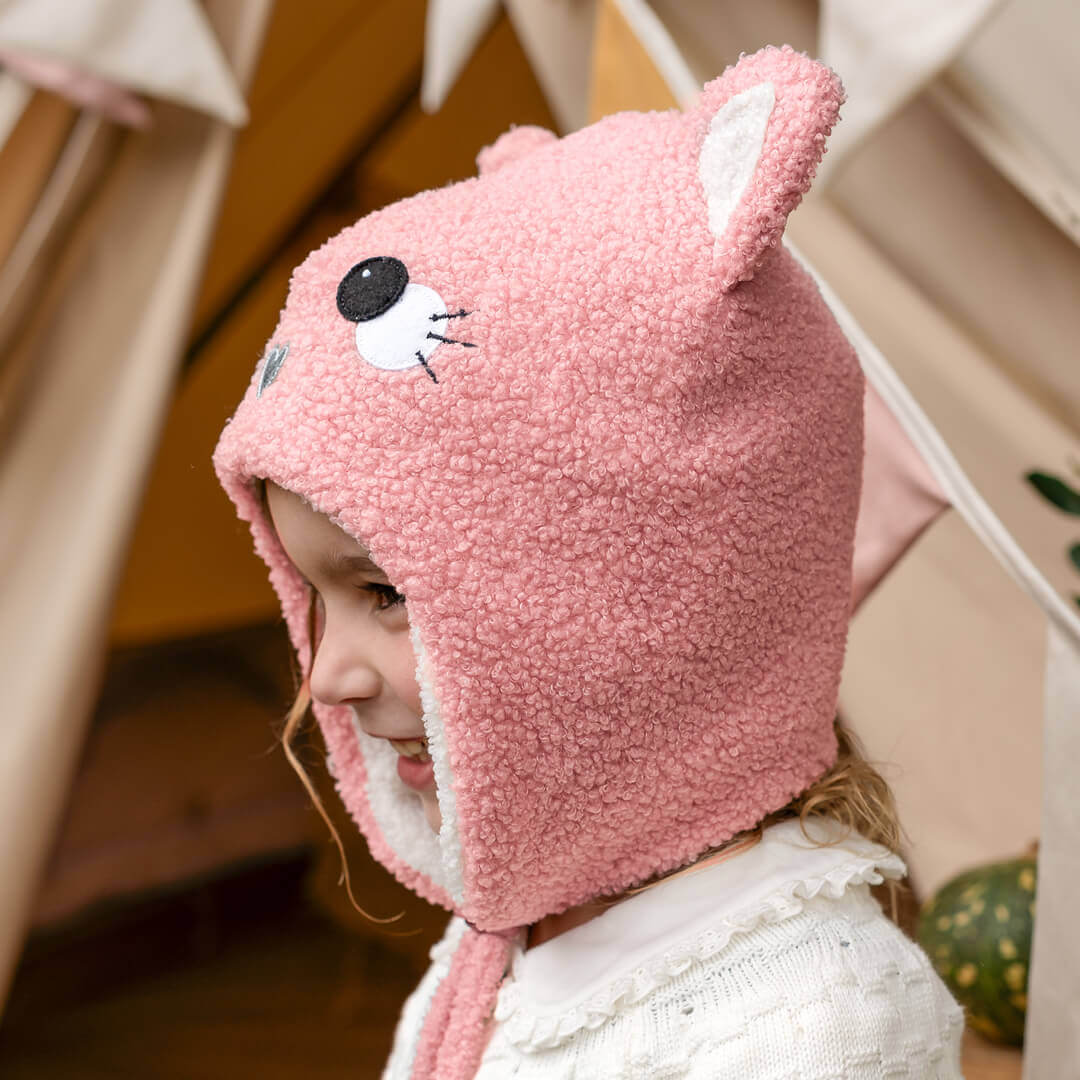 Kitty Snuggle Beanie (Pink)