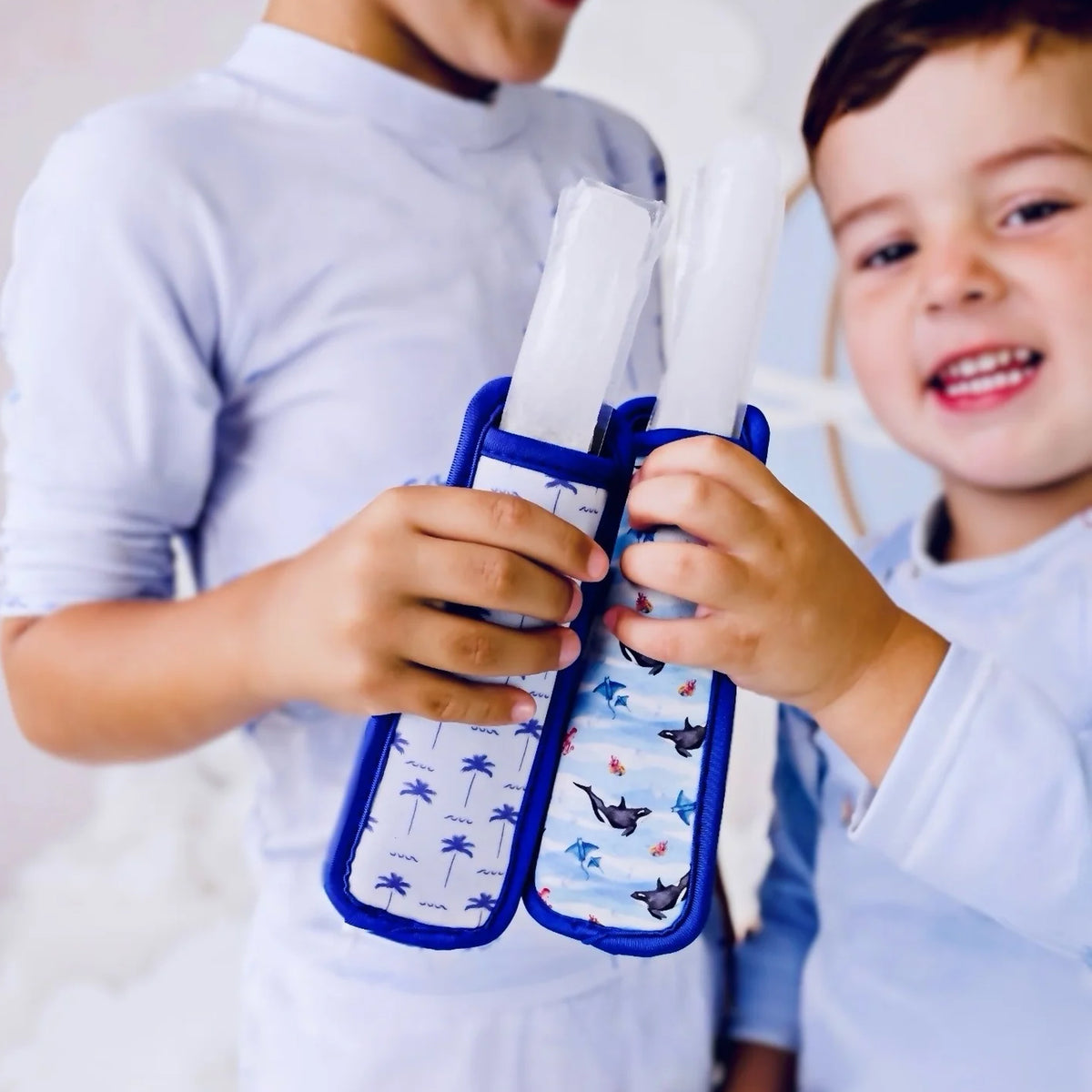 Zooper Dooper Holder (Blue Oasis)