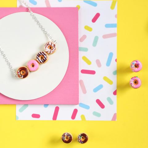 Donut Stud Earrings (Pink)