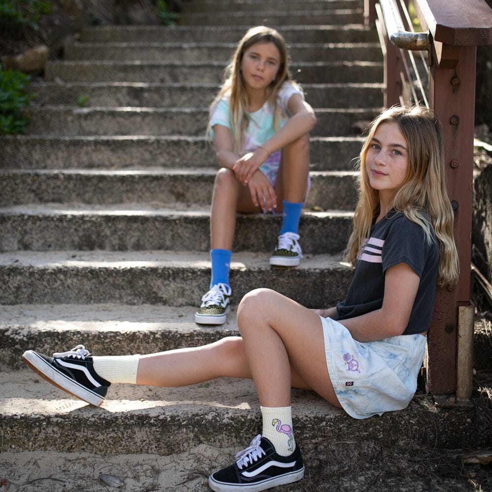 Here Comes Tie Tee (Washed Black)