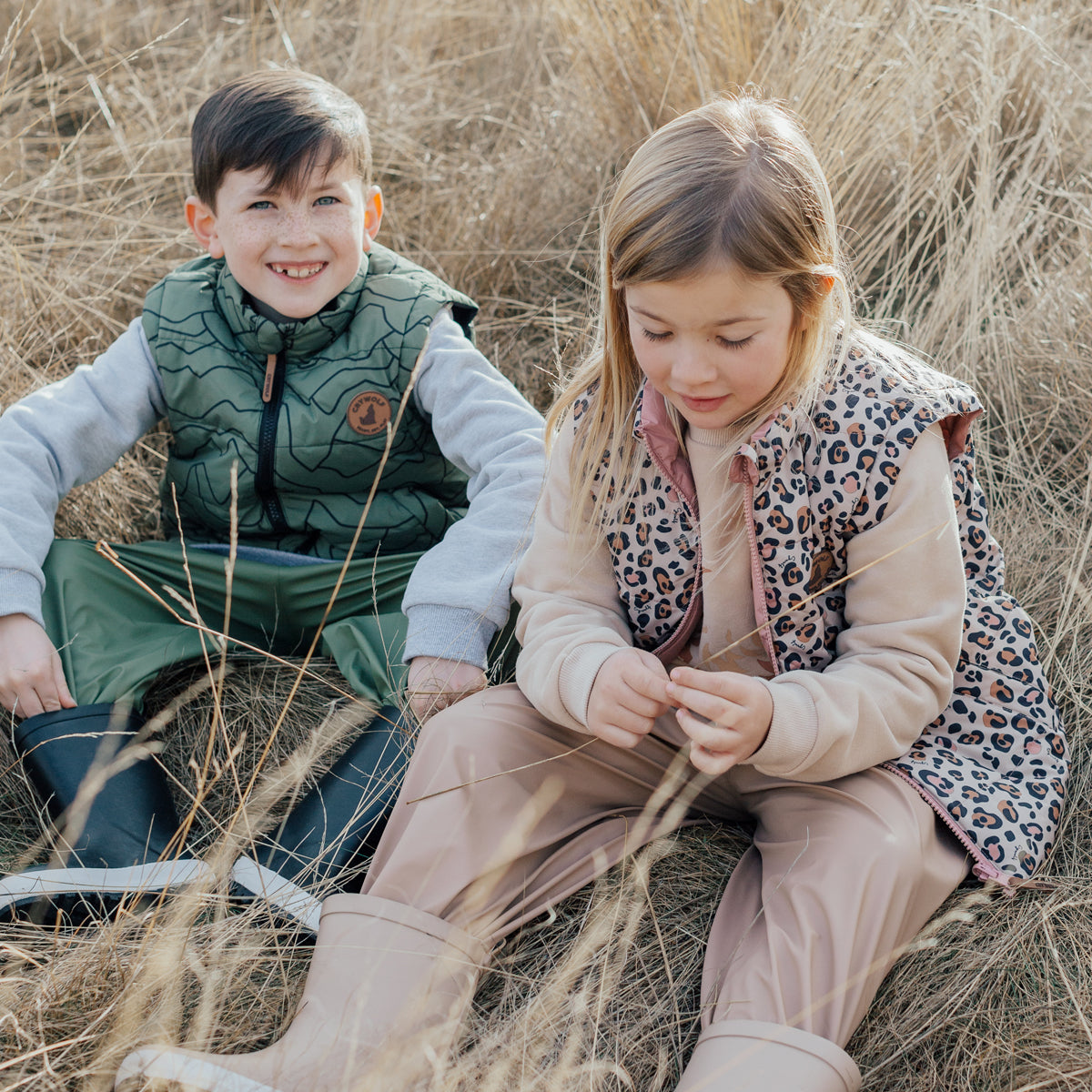 Reversible Vest (Khaki Alps)