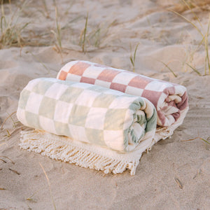 Supersized Square Towel (Seagrass Checkered)