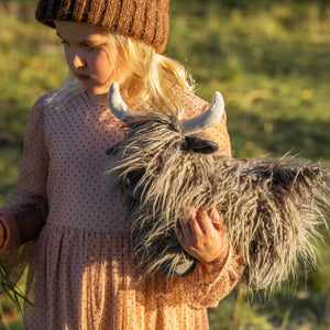 Heidi the Highland Cow (Charcoal)