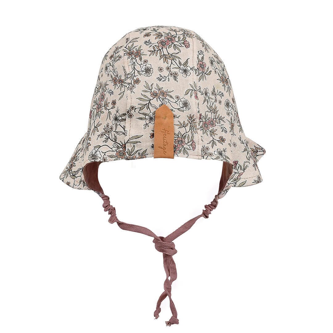 Searcher Reversible Ruffle Bonnet (Penelope/Rosa)