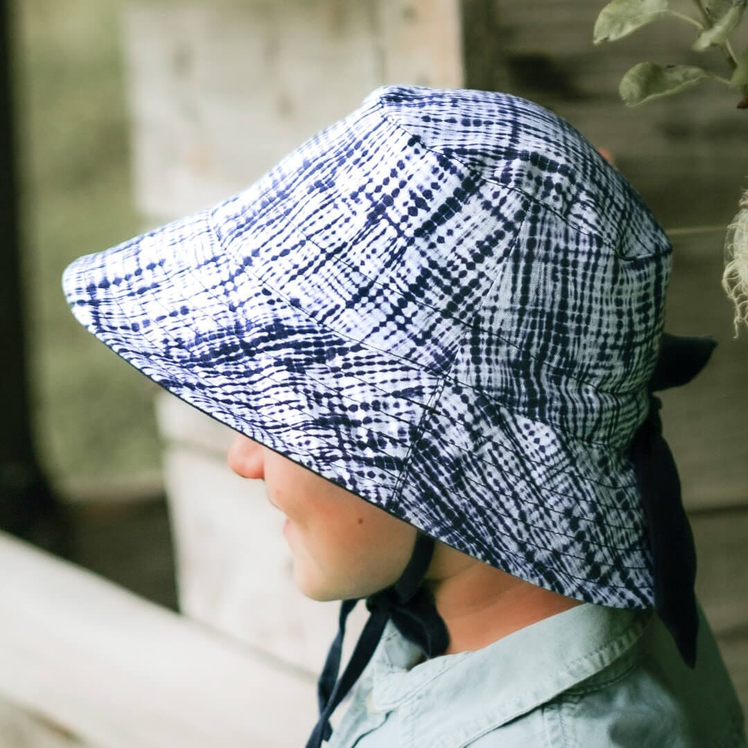 Explorer Kids Reversible Bucket Hat (Shibori/Indigo)