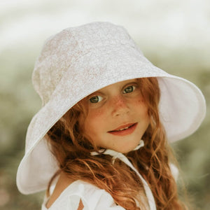 Sightseer Girls Reversible Brimmed Sun Bonnet (Willow/Blanc)