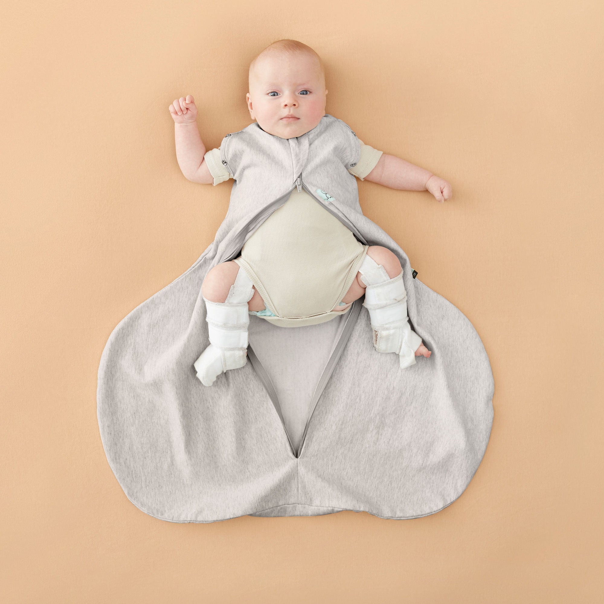 Hip Harness Cocoon 0.2 tog Swaddle Bag