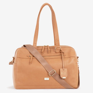 Steffi Carryall (Camel)
