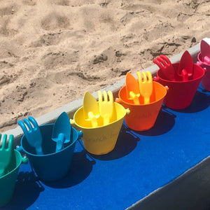 Scrunch Rake (Duck Egg Blue)