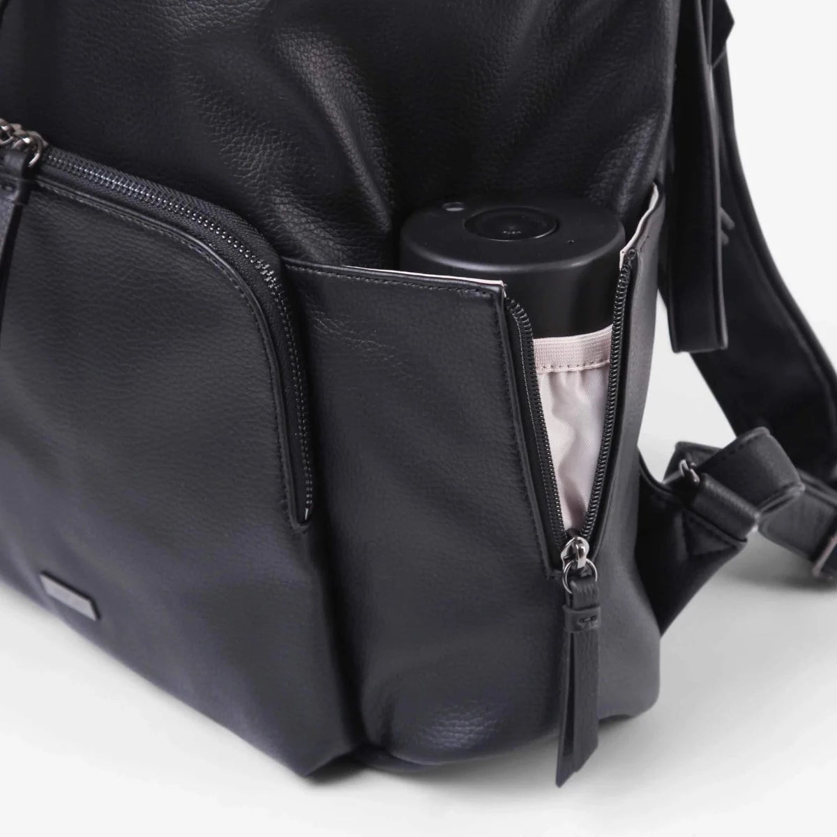 The Frankie Everyday Backpack - Vegan (Black/Gunmetal)