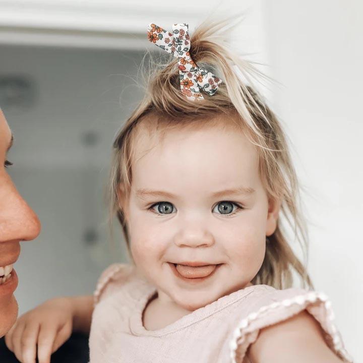 Indi Petite Bow Clip