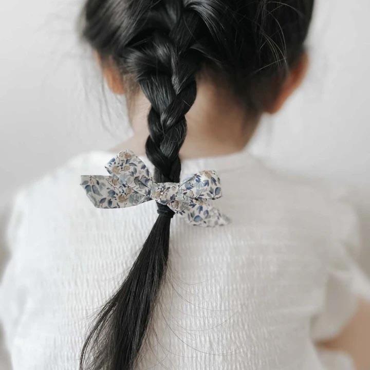 Indi Petite Bow Clip