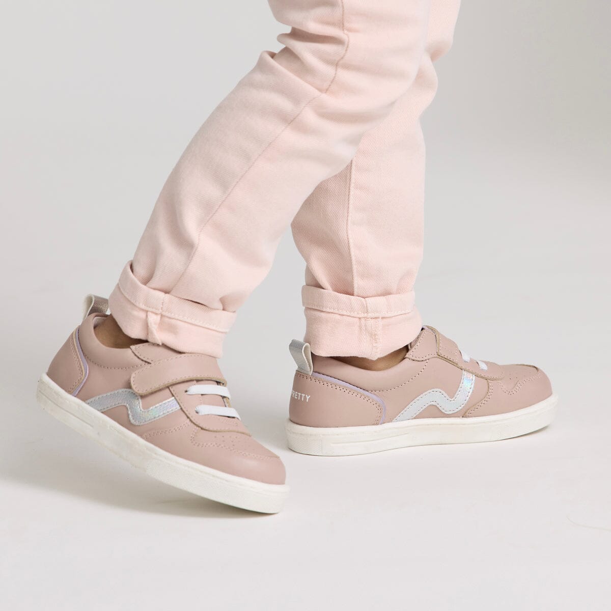 XO TRAINER (Blush)