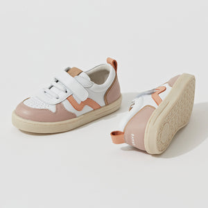 XO Trainer (White/Coral)