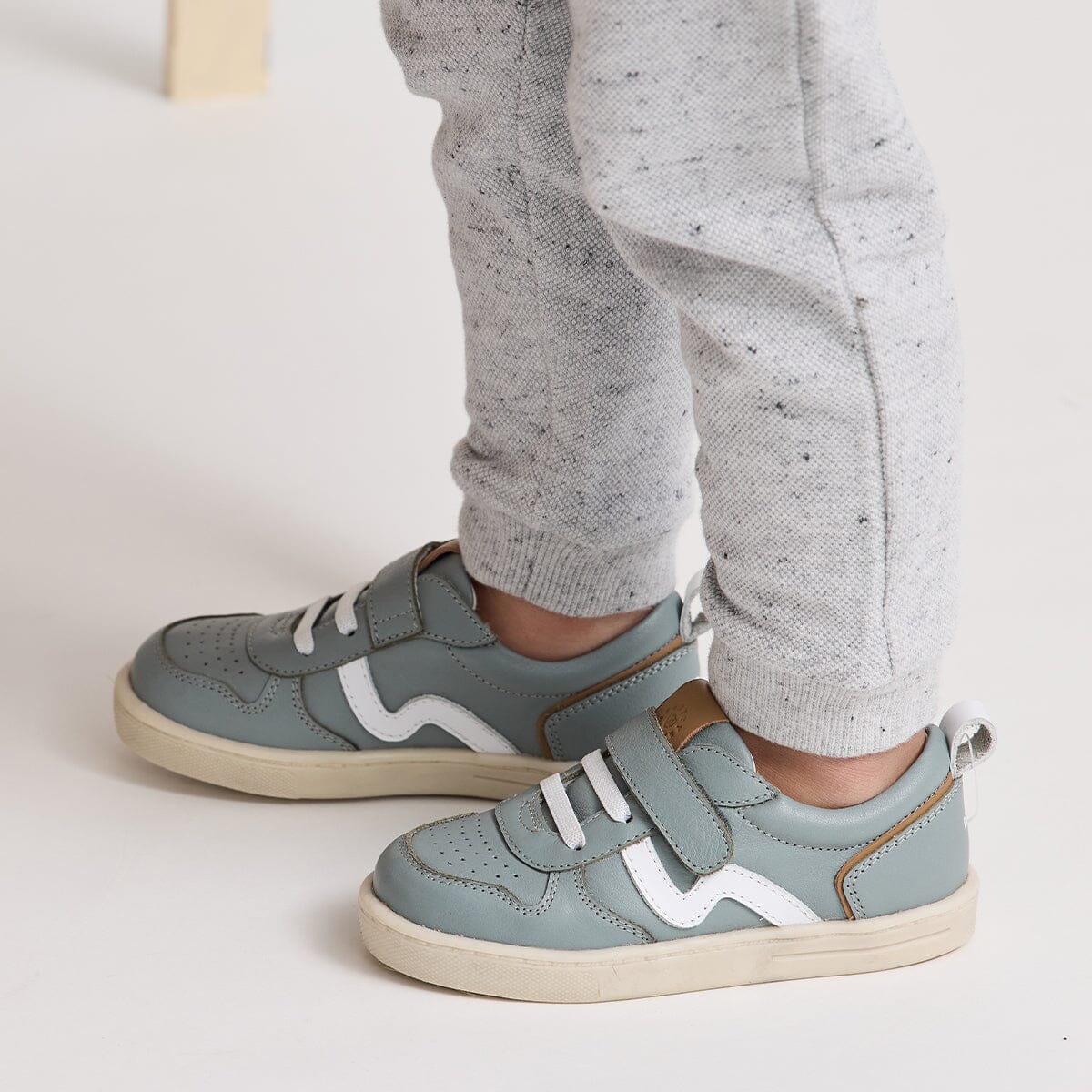 XO TRAINER (Seagrass)