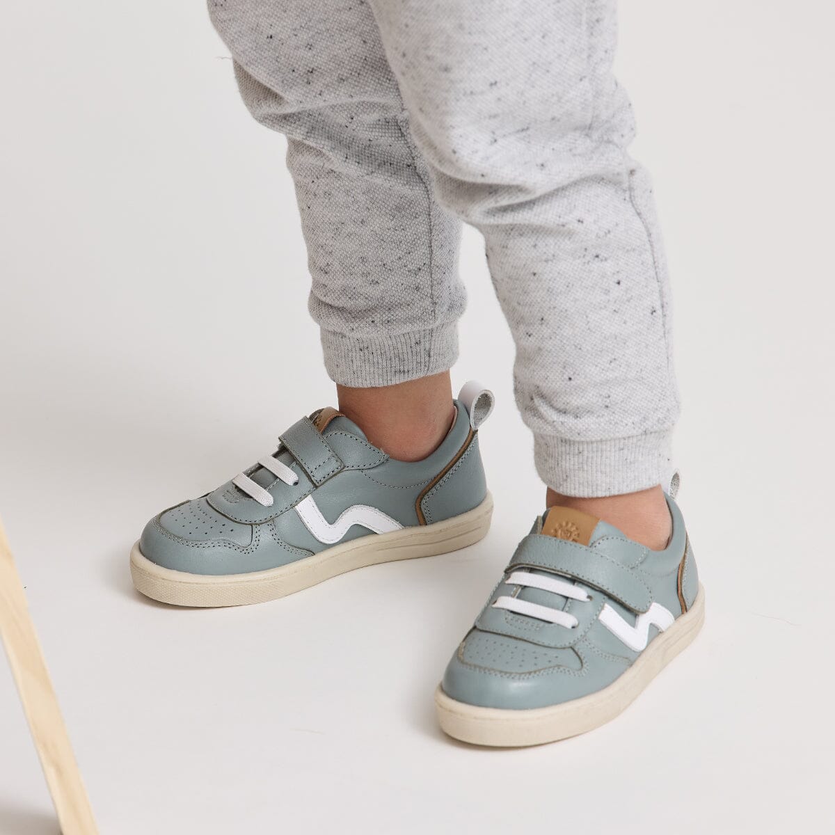 XO TRAINER (Seagrass)