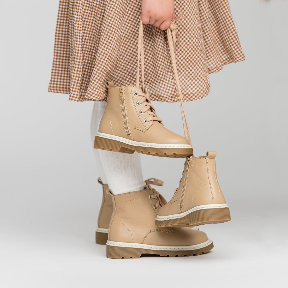 London Boots (Camel)