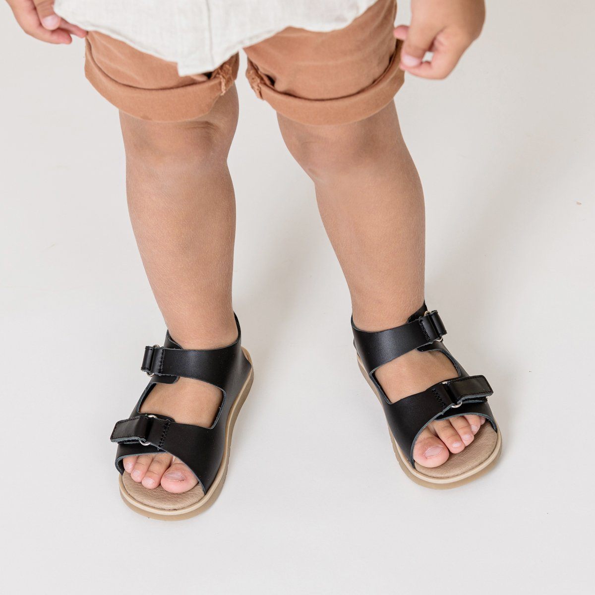 Wilder Sandals (Black)