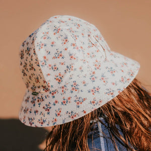 Ponytail Swim Bucket Beach Hat (Floral)