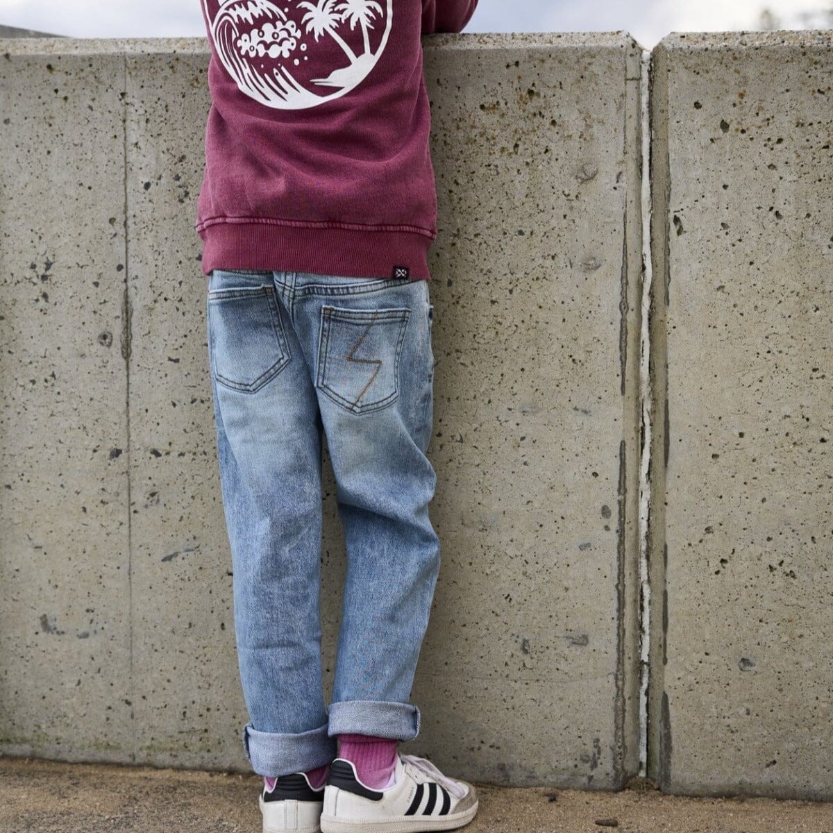 Relaxed Light Blue Jean