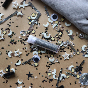 DIY Sensory Calm Down Bottle Refill (Glow In The Dark)