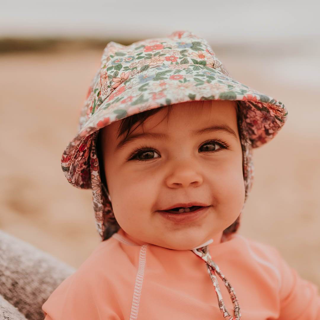 Girls Beach Legionnaire Hat (Flower)