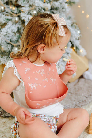 Christmas Silicone Bib & Spoon Set (Silver Sage)