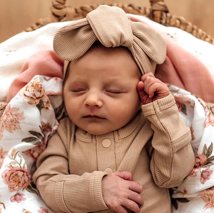 Pebble Ribbed Topknot