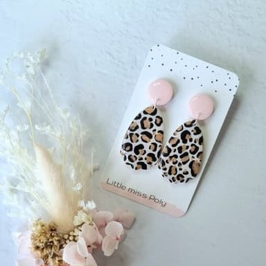 Fan Resin Dangles (Leopard/Pink)
