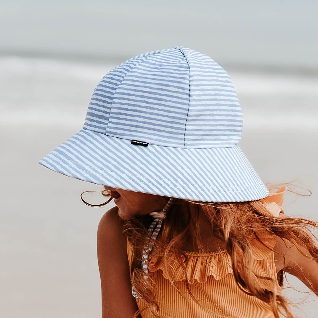 Girls Beach Bucket Hat (Stripe)