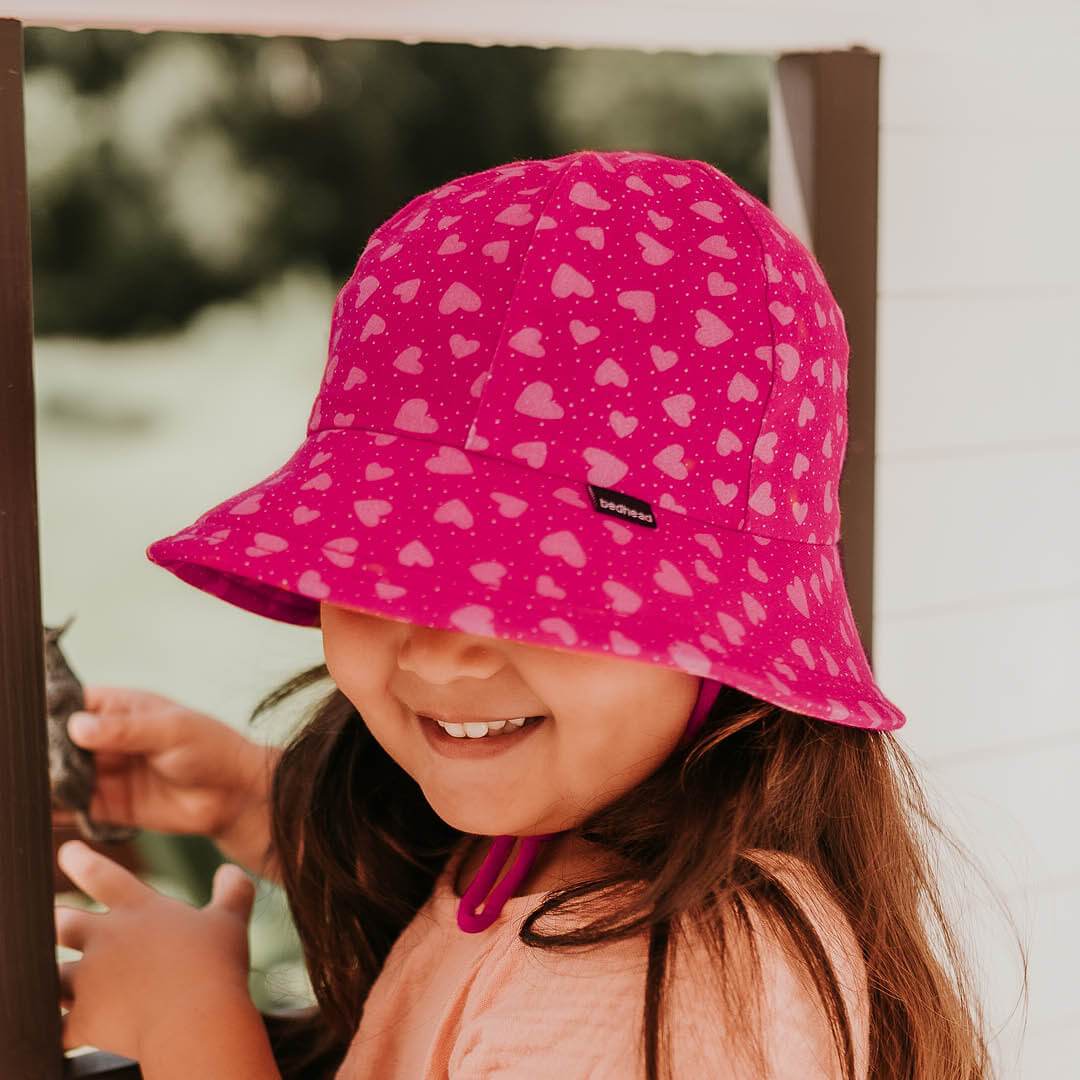 Girls Toddler Bucket Hat (Hearts)